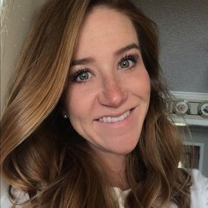 Meet your Posher, Courtney